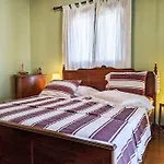 To Relax, 1km From The Beach!