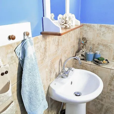 To Relax, 1km From The Beach! Holiday home
