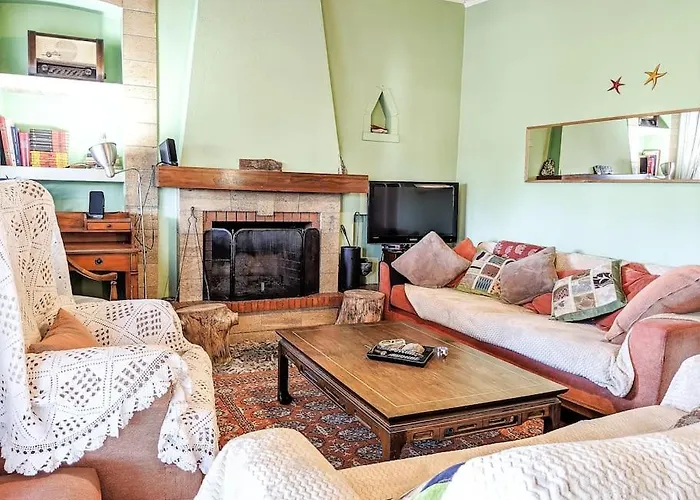 To Relax, 1km From The Beach! Casa vacanze