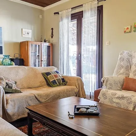 Vakantiehuis To Relax, 1km From The Beach! Neoi Epivatai