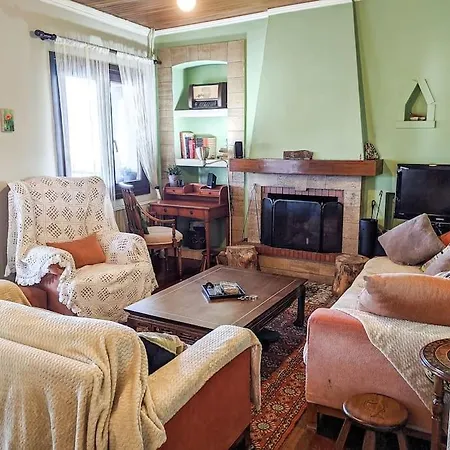 To Relax, 1km From The Beach! Vakantiehuis Neoi Epivatai